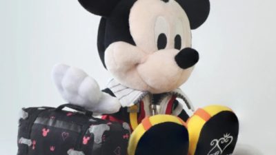 Ya puedes reservar todo este merchandising del 20 aniversario de Kingdom Hearts