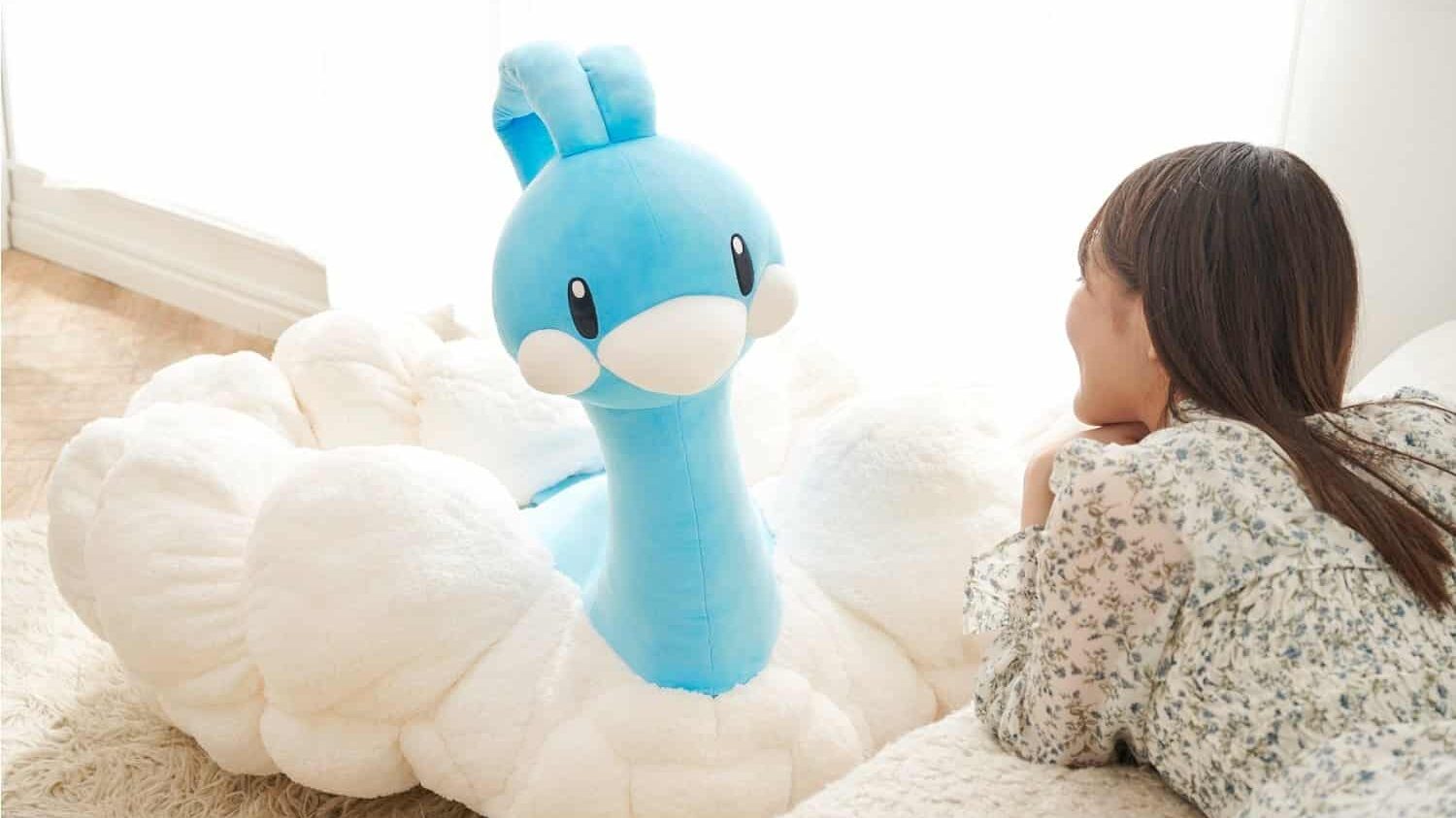 El peluche Pokémon de Altaria a tamaño real ya existe y ahora lo necesitamos para vivir