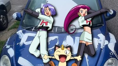 Dejan una carta de Pokémon como rastro tras vandalizar un coche en Reino Unido