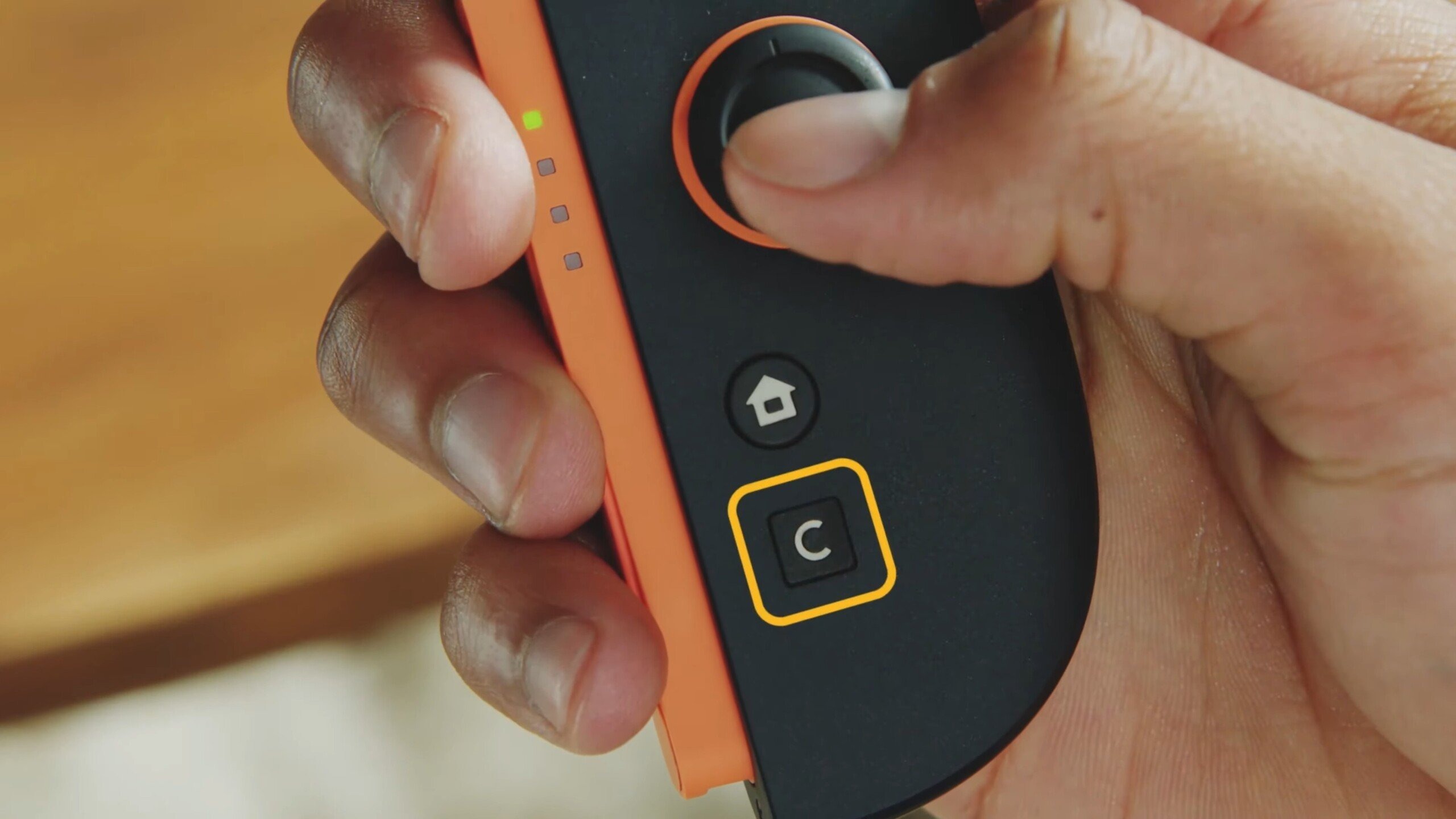 Nintendo se niega a decir qué pasa al apretar el botón C de Switch 2 cuando no estamos conectados a Internet