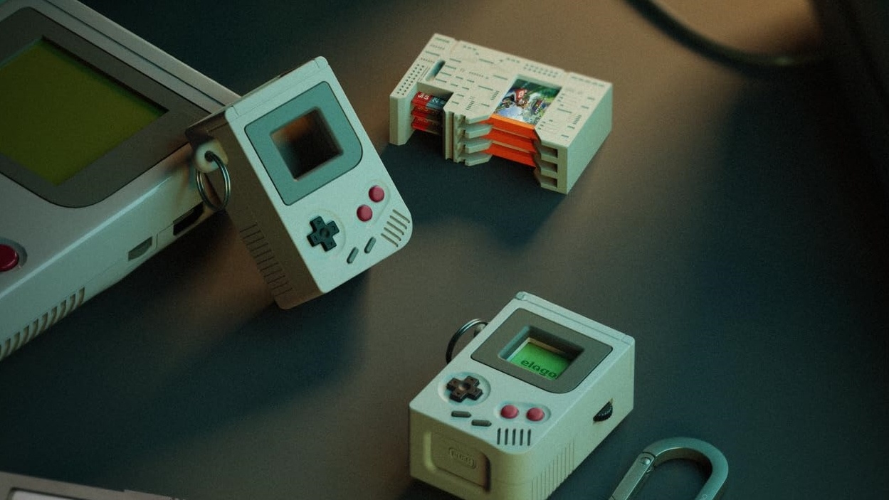 Anunciados estos estuches para juegos de Nintendo Switch / Switch 2 con firma de mini Game Boy