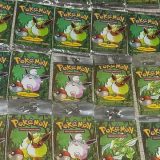 Una abuela ha estado guardando durante años esta espectacular colección del JCC Pokémon sin saberlo